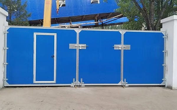 湟源工业平开门