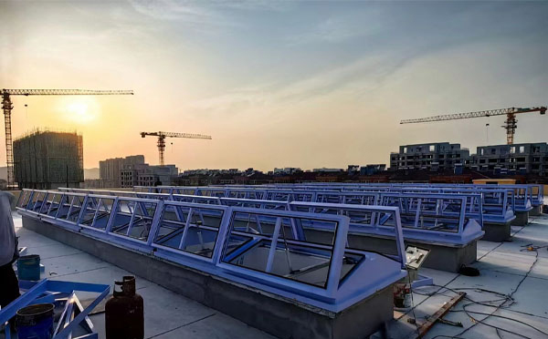 消防湟源排烟窗工作原理