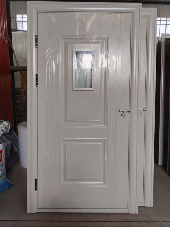 湟源学校教室门