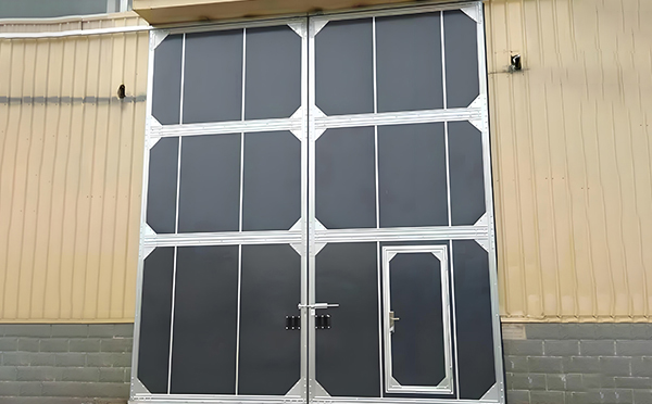 厂房湟源工业门选择与维护全解析：提升效率与安全的关键要素