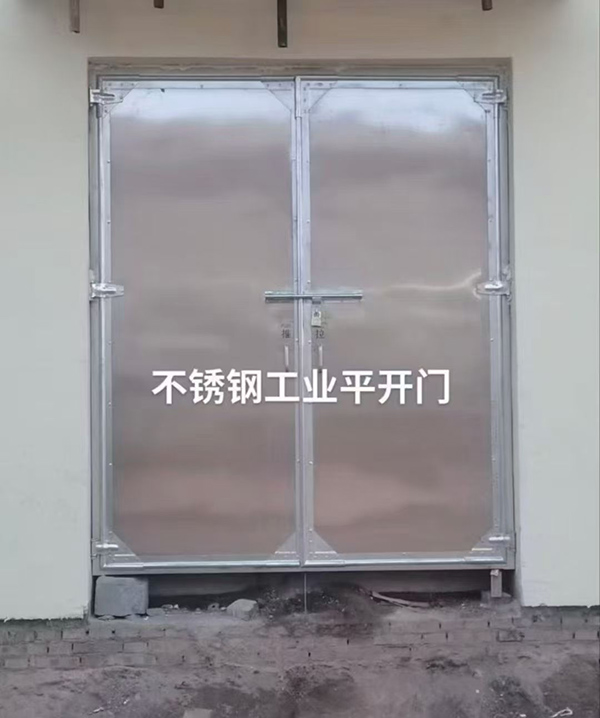 不锈钢湟源工业平开门在现代工业场景中的应用实践